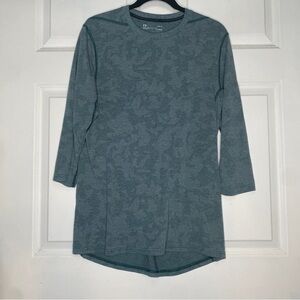 Under Armour Fitted Heather Green HeatGear 3/4 Sleeve Pullover Shirt Size Medium